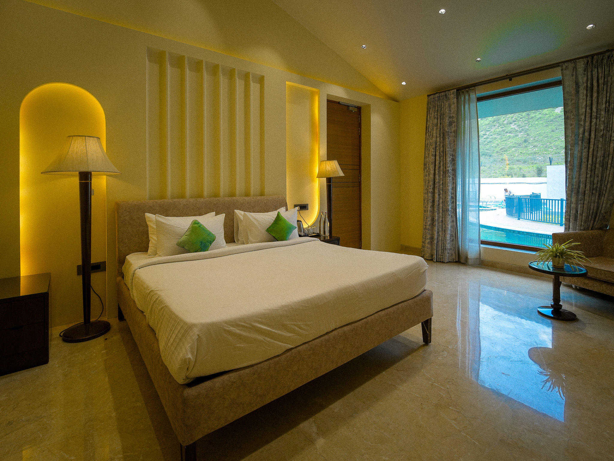 Home itm09571